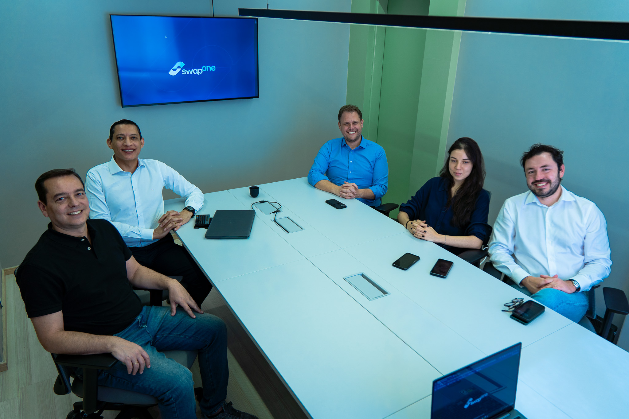 Equipe corporativa fotografada profissionalmente